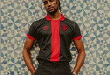 male-model-wearing-sport-club-do-recife-23-24-third-jersey
