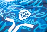 umbro-castres-olympique-every-team-has-one-crest-detail